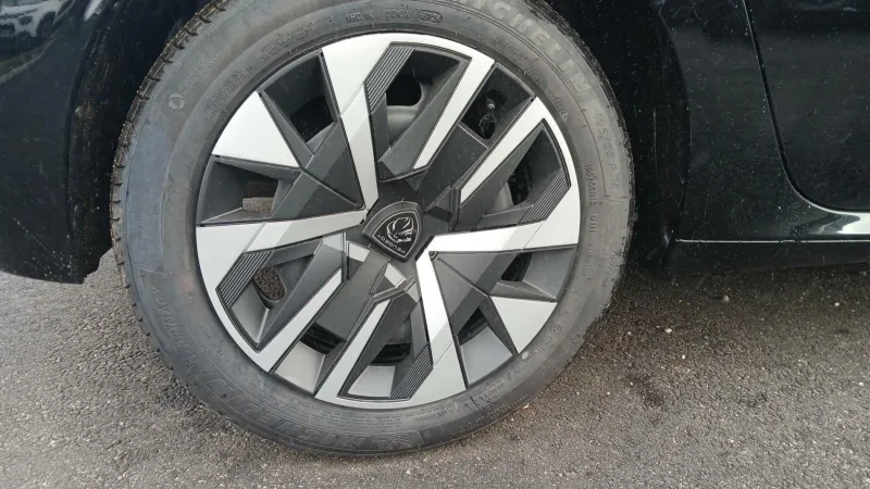 Image secondaire du véhicule 16