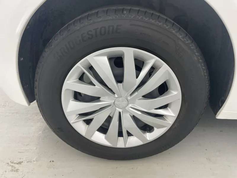 Image secondaire du véhicule 20