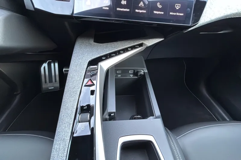 Image secondaire du véhicule 14