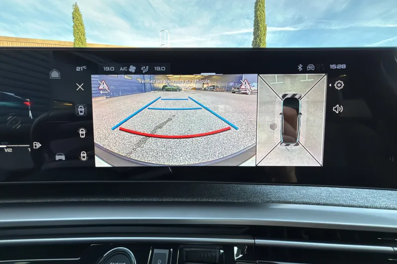 Image secondaire du véhicule 19