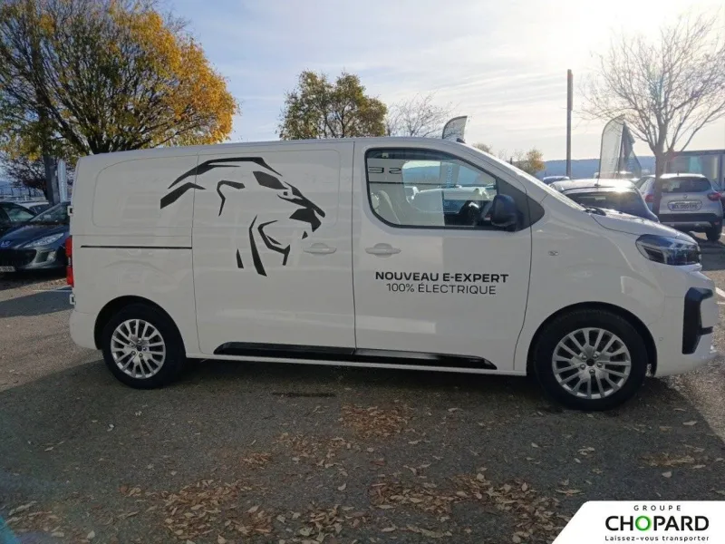 Image secondaire du véhicule 32