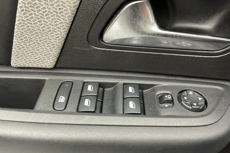 Image secondaire du véhicule 21