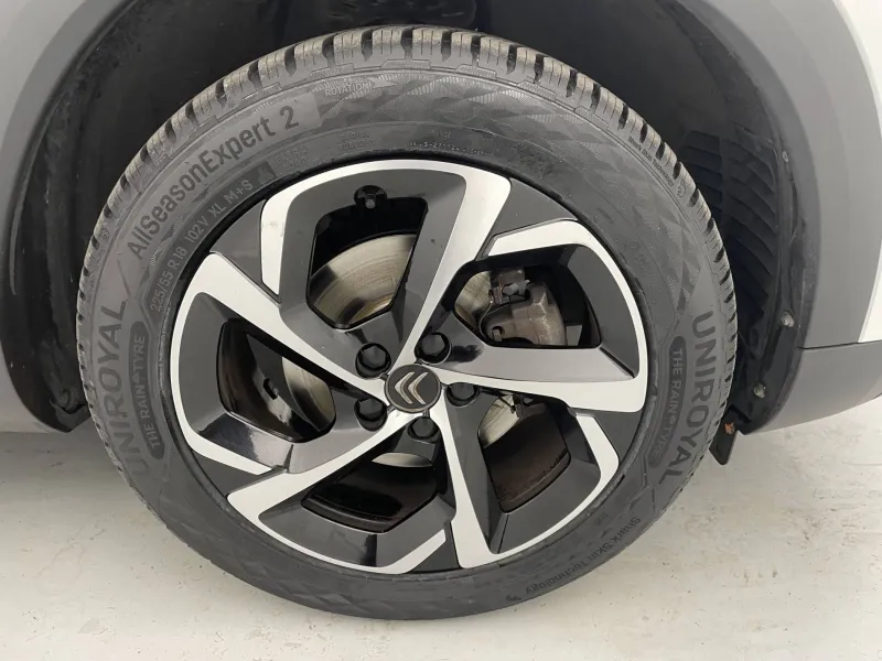 Image secondaire du véhicule 19