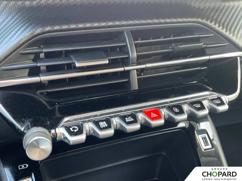 Image secondaire du véhicule 23