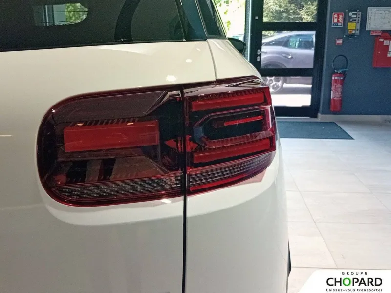 Image secondaire du véhicule 24