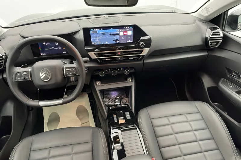 Image secondaire du véhicule 42