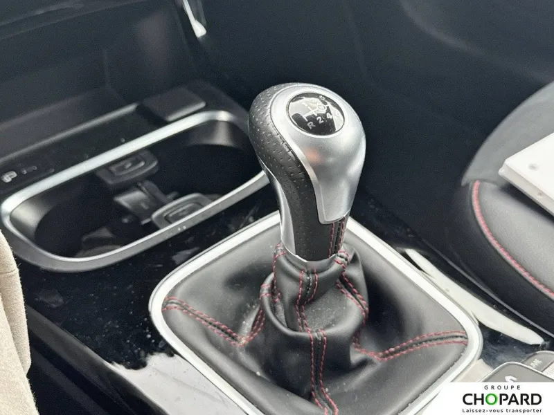 Image secondaire du véhicule 22