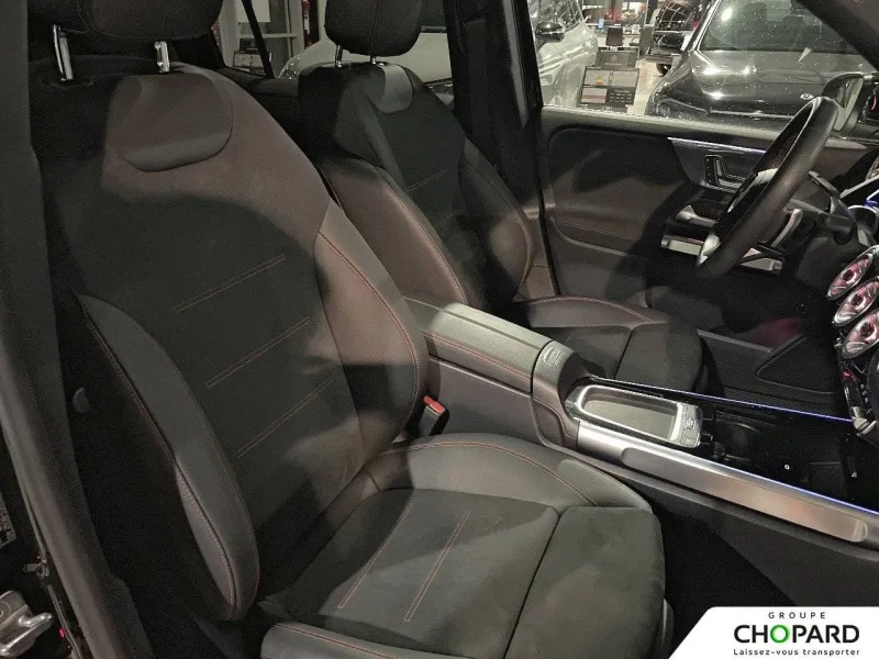 Image secondaire du véhicule 12