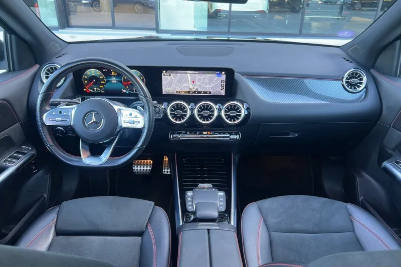 Image secondaire du véhicule 32