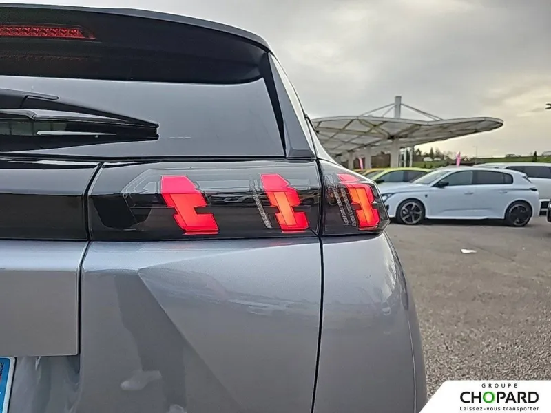 Image secondaire du véhicule 24