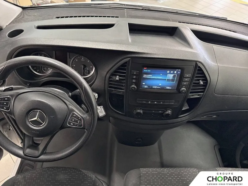 Image secondaire du véhicule 12