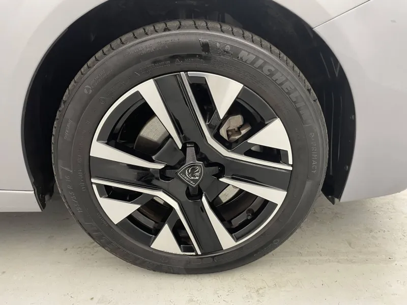 Image secondaire du véhicule 19