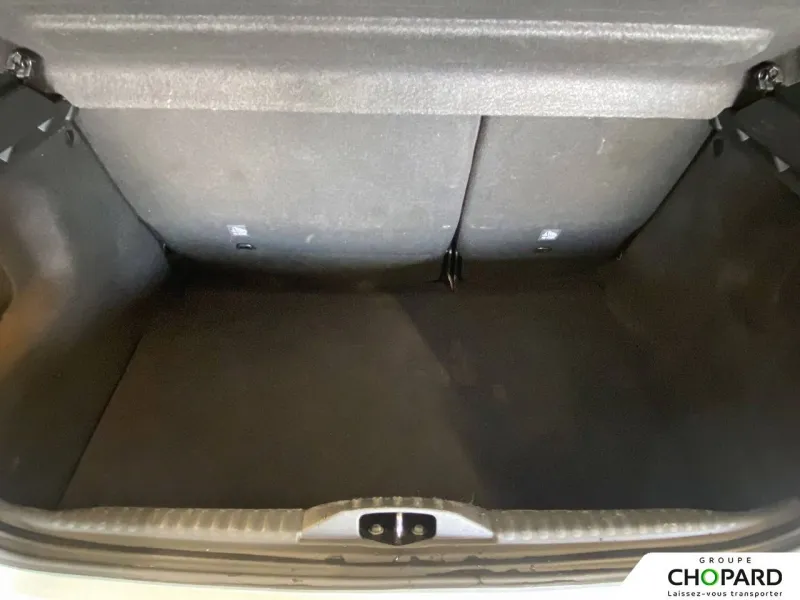 Image secondaire du véhicule 9