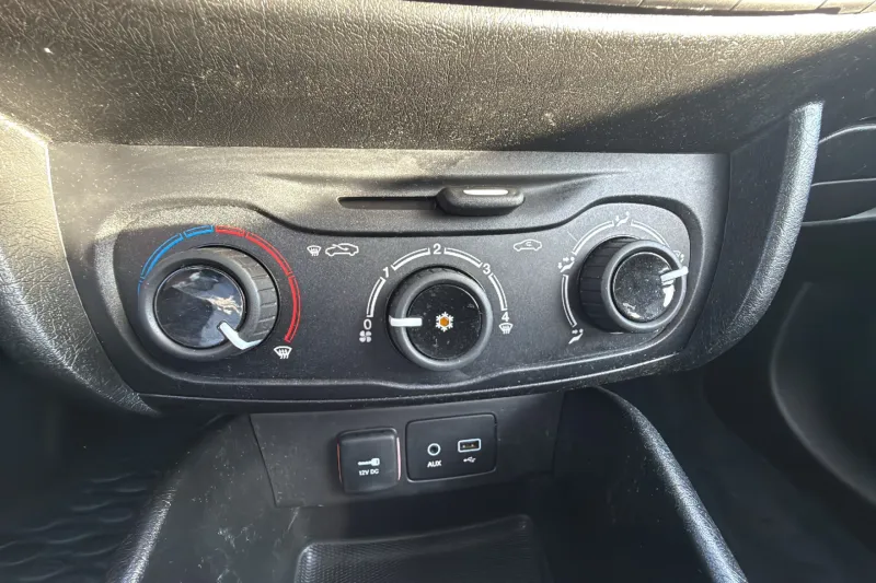 Image secondaire du véhicule 13