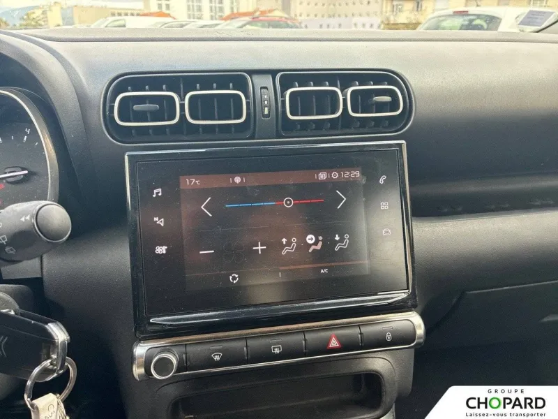 Image secondaire du véhicule 14