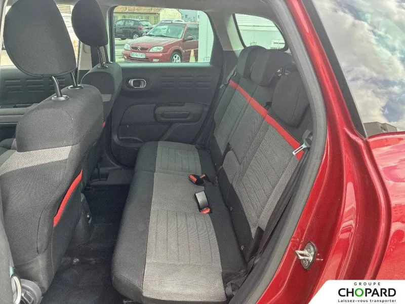 Image secondaire du véhicule 12