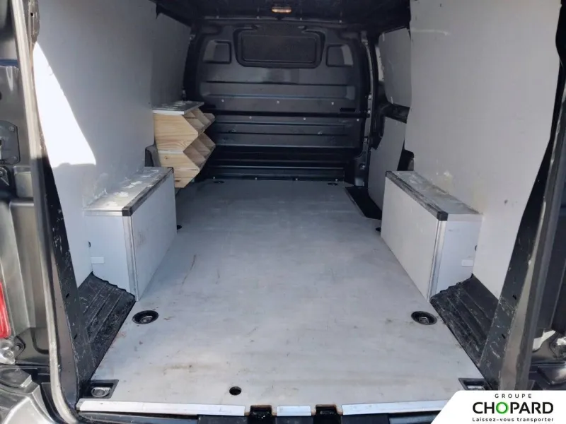 Image secondaire du véhicule 9