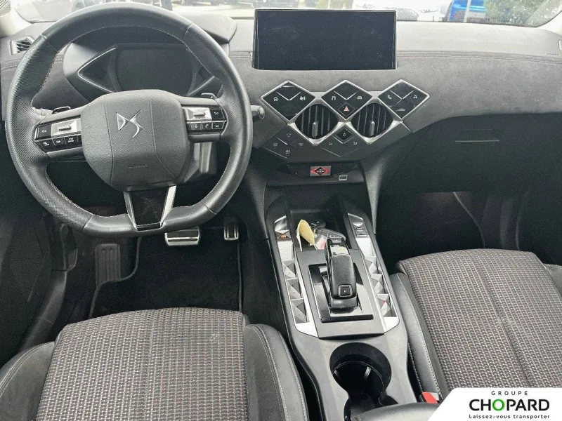 Image secondaire du véhicule 9