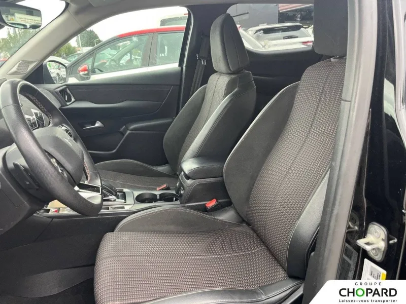 Image secondaire du véhicule 10