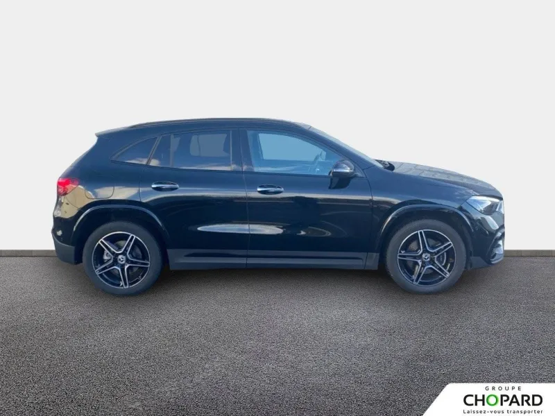 Image secondaire du véhicule 10