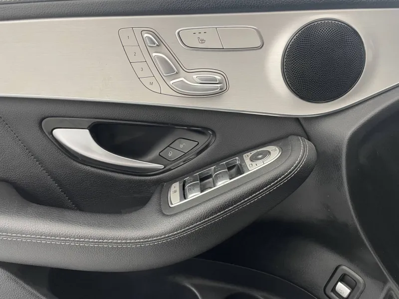 Image secondaire du véhicule 26