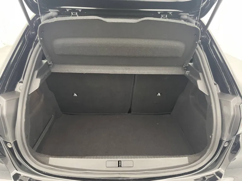 Image secondaire du véhicule 14