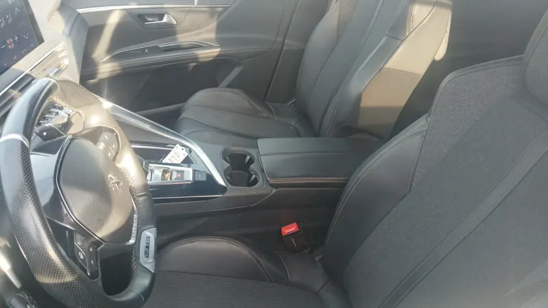 Image secondaire du véhicule 11