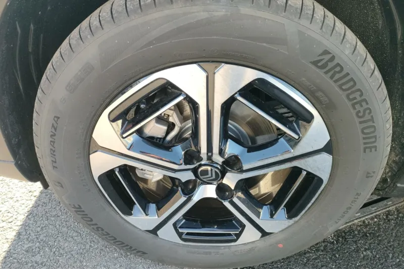 Image secondaire du véhicule 14