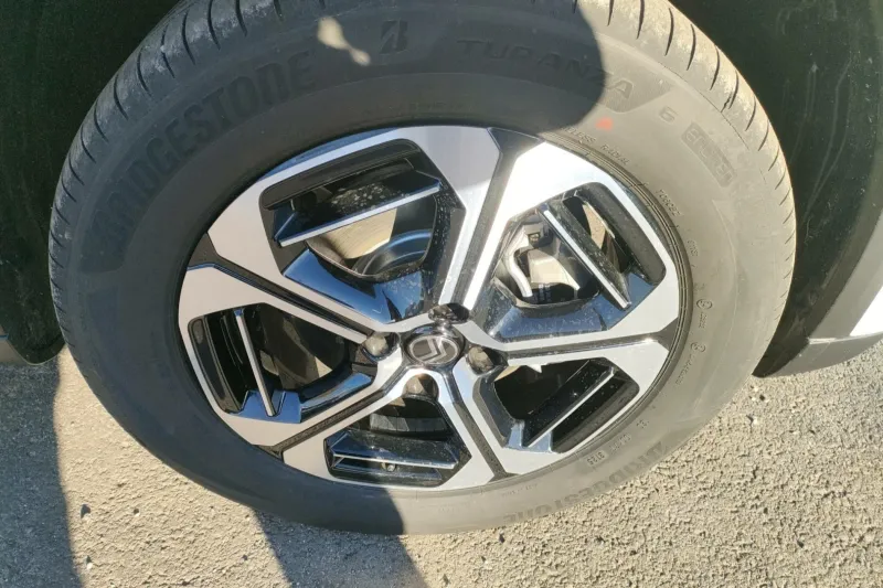 Image secondaire du véhicule 15