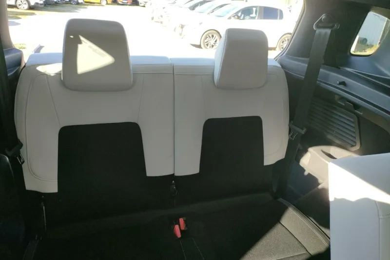 Image secondaire du véhicule 26