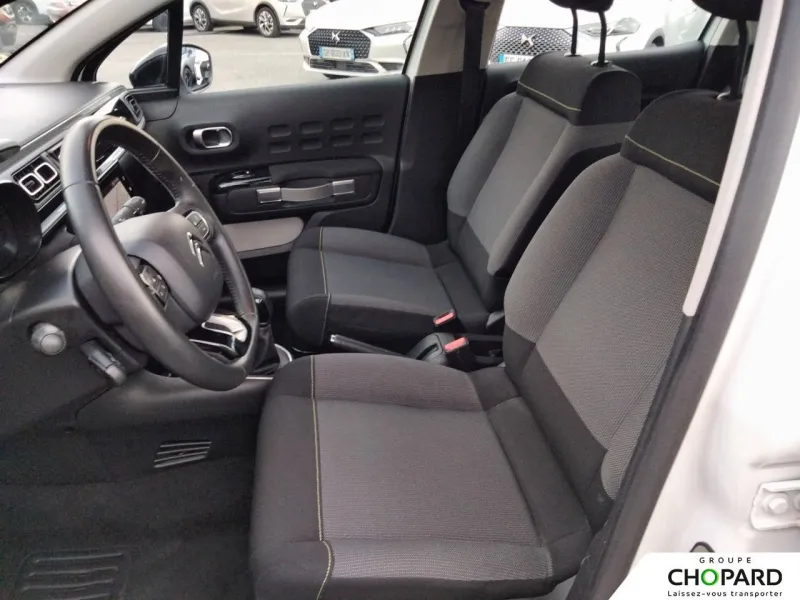 Image secondaire du véhicule 12