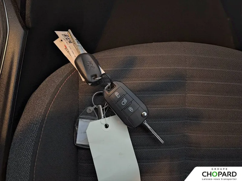 Image secondaire du véhicule 15