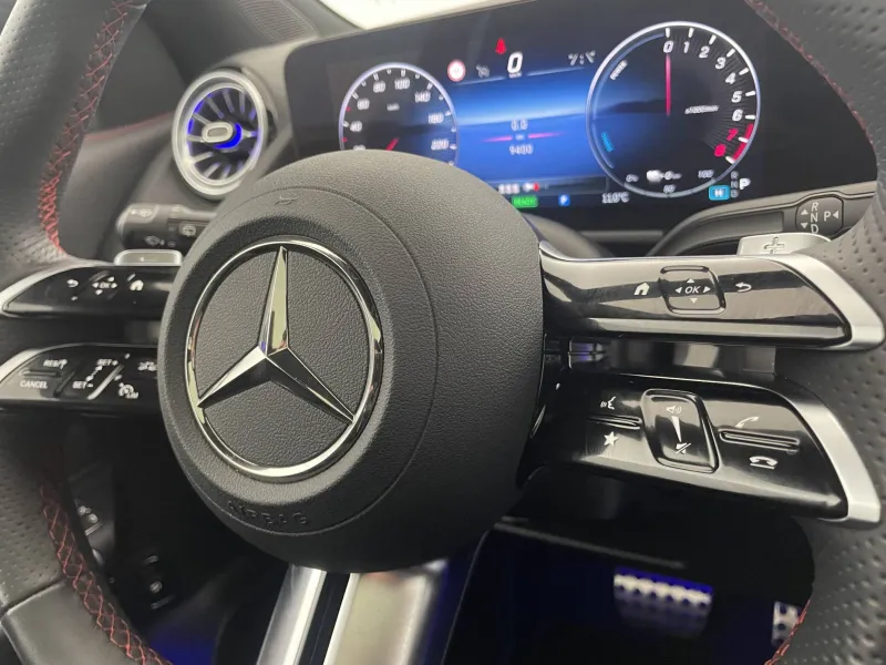 Image secondaire du véhicule 25