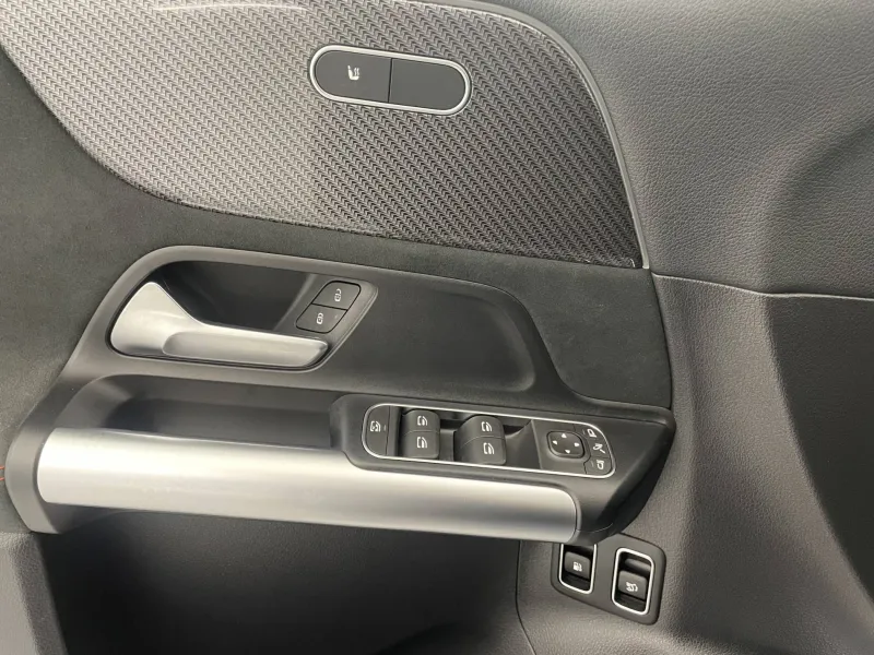 Image secondaire du véhicule 26