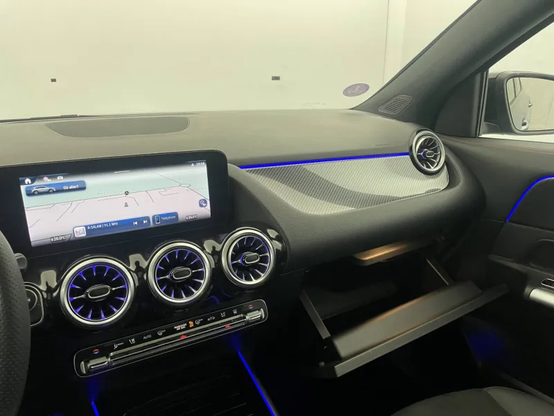 Image secondaire du véhicule 29