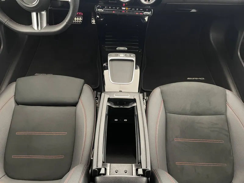 Image secondaire du véhicule 31