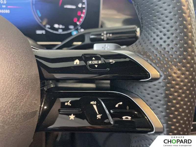 Image secondaire du véhicule 24