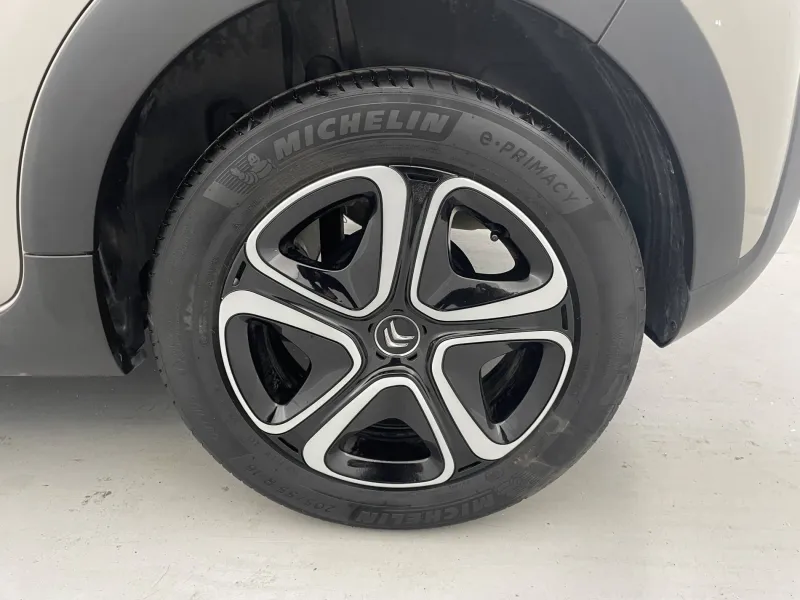 Image secondaire du véhicule 18