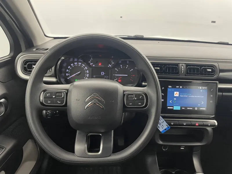 Image secondaire du véhicule 23