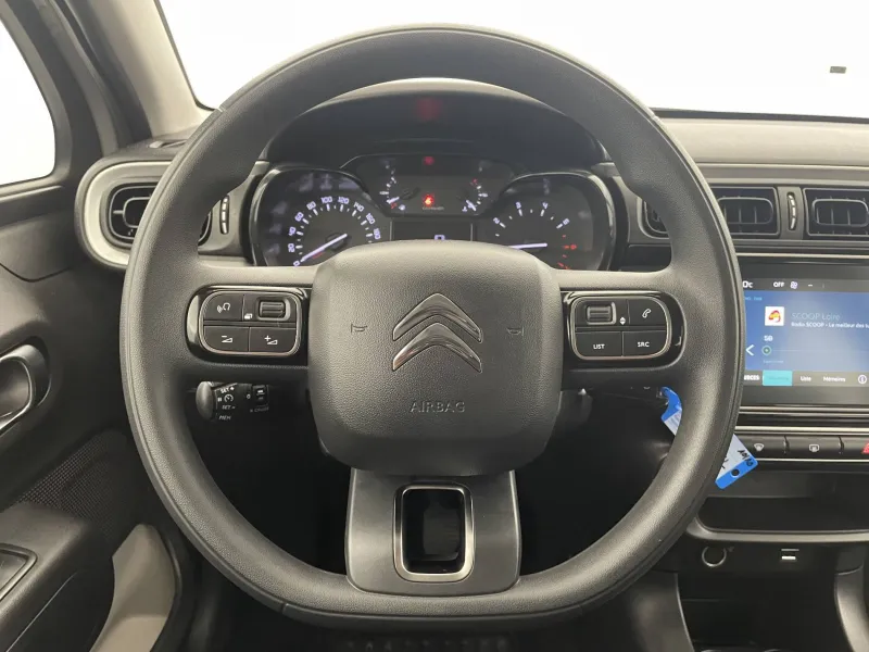 Image secondaire du véhicule 24