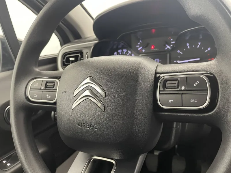 Image secondaire du véhicule 30