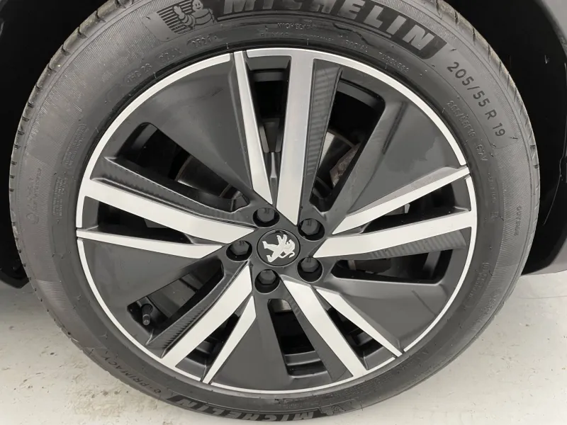 Image secondaire du véhicule 19