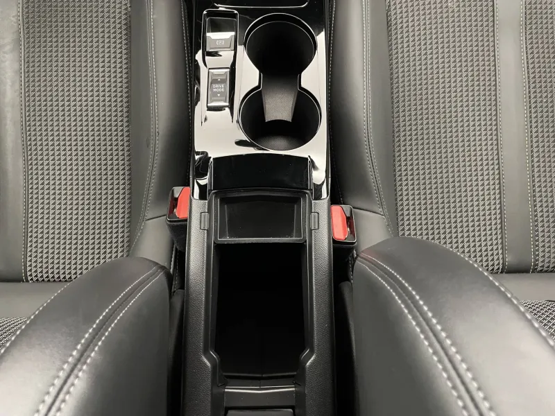 Image secondaire du véhicule 28