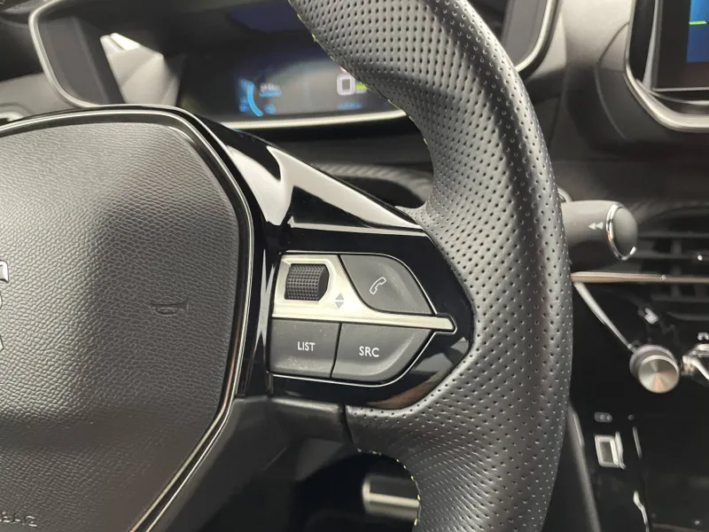 Image secondaire du véhicule 31