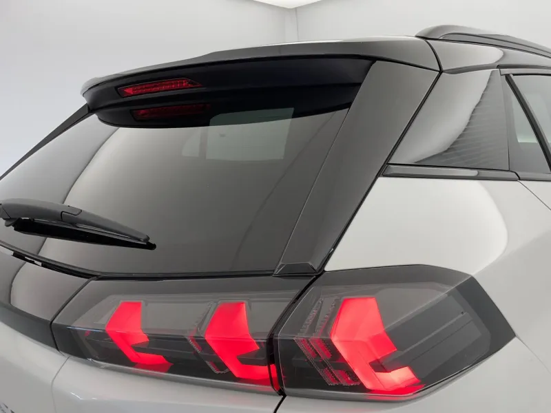 Image secondaire du véhicule 33