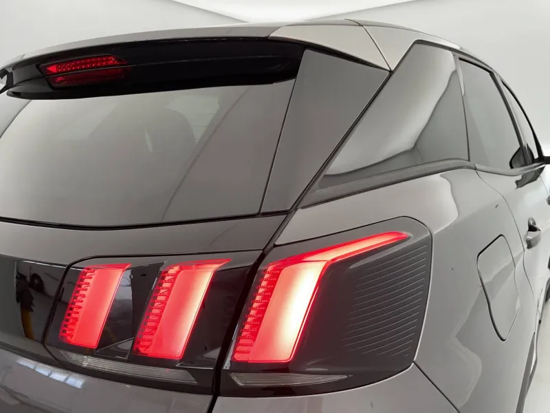 Image secondaire du véhicule 31