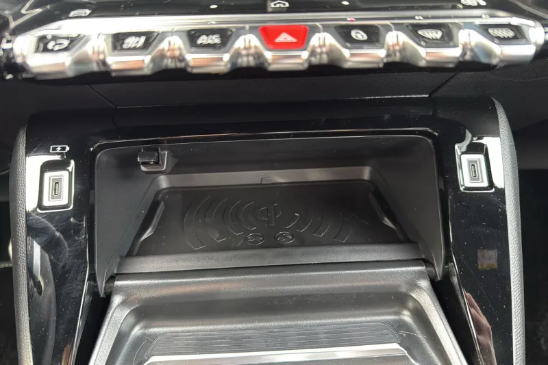 Image secondaire du véhicule 23