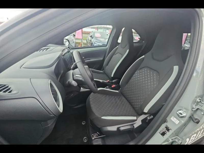 Image secondaire du véhicule 11