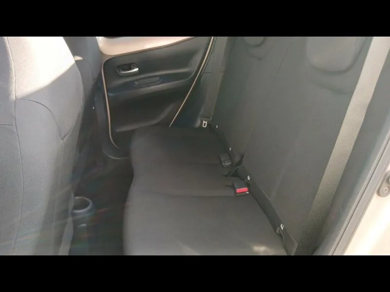 Image secondaire du véhicule 12