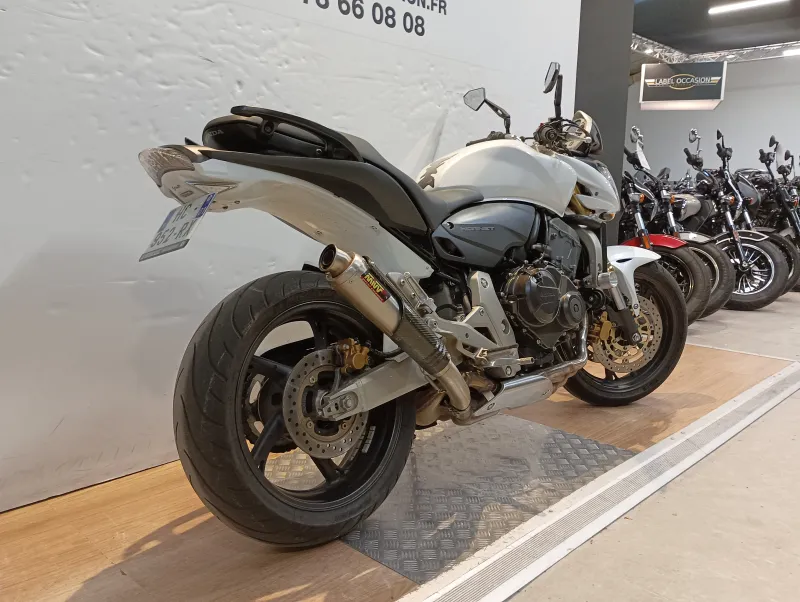 Image secondaire du véhicule 4